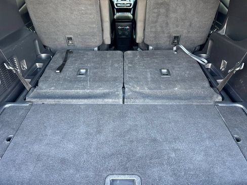Certified 2021 Ford Explorer XLT RWD image 17