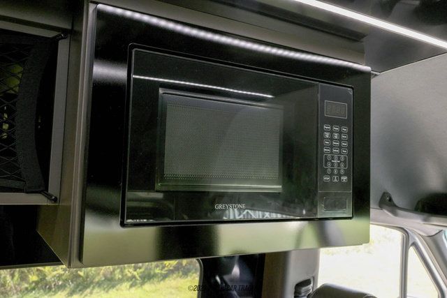 Used 2025 Mercedes-Benz Sprinter 2500 image 96