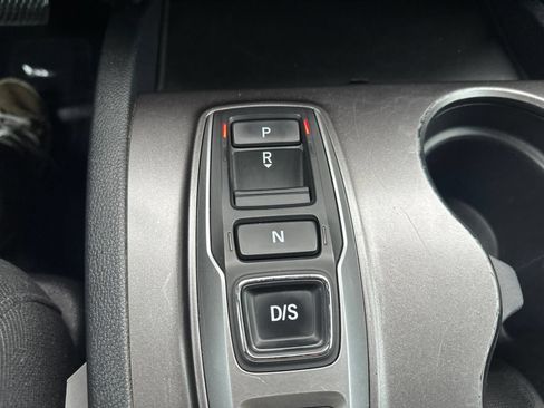 Used 2022 Honda Pilot Sport image 70