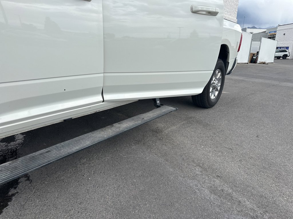 Used 2023 RAM 3500 Laramie AWD/4WD image 9
