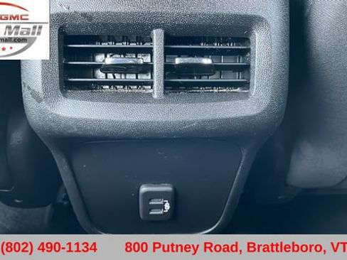 Used 2021 Chevrolet Equinox LT AWD/4WD image 32