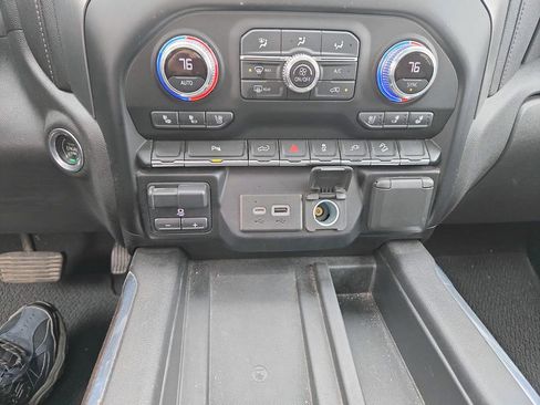 Used 2021 GMC Sierra 1500 Denali image 25