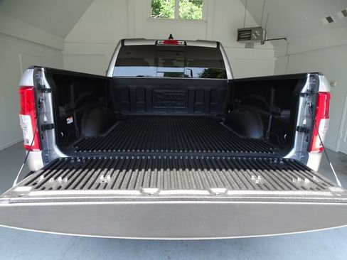 Used 2019 RAM 1500 Big Horn AWD/4WD image 22