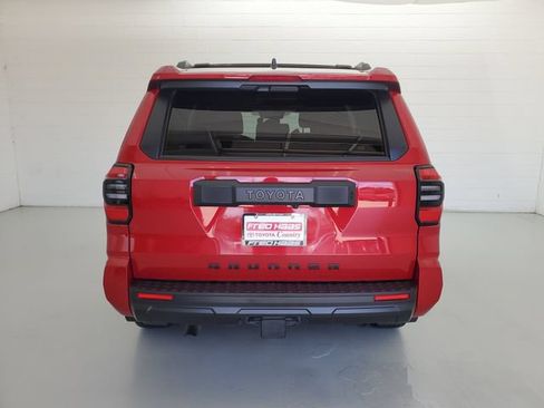 Used 2025 Toyota 4Runner SR5 AWD/4WD image 6