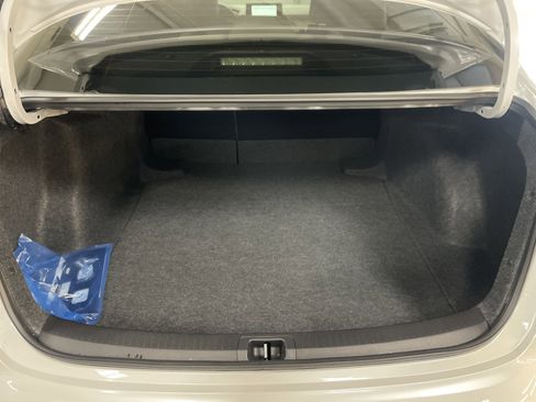 Used 2026 Toyota Corolla LE FWD image 33