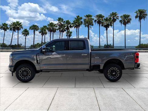 Used 2024 Ford F250 Platinum image 5