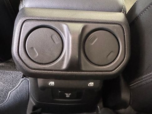 Used 2023 Jeep Wrangler Unlimited Sahara w/ Cold Weather Group AWD/4WD image 30