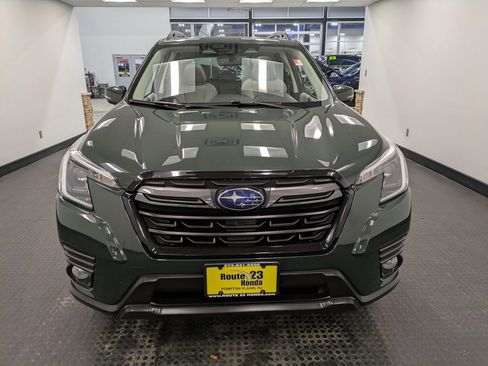 Used 2022 Subaru Forester Limited w/ Popular Package #3 image 2