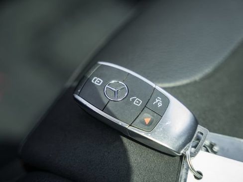 Used 2022 Mercedes-Benz GLC 43 AMG 4MATIC image 46