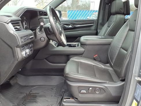 Used 2021 GMC Yukon Denali w/ Denali Ultimate Package AWD/4WD image 19