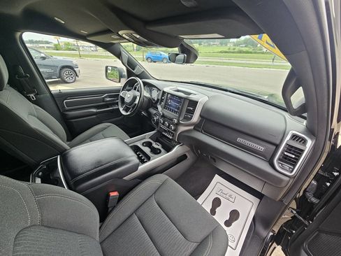 Used 2021 RAM 1500 Big Horn image 25