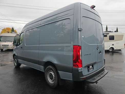 New 2025 Mercedes-Benz Sprinter 2500 image 4