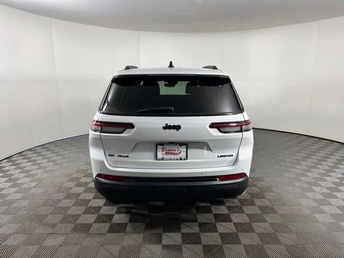 Used 2023 Jeep Grand Cherokee L Limited w/ Black Appearance Package image 6