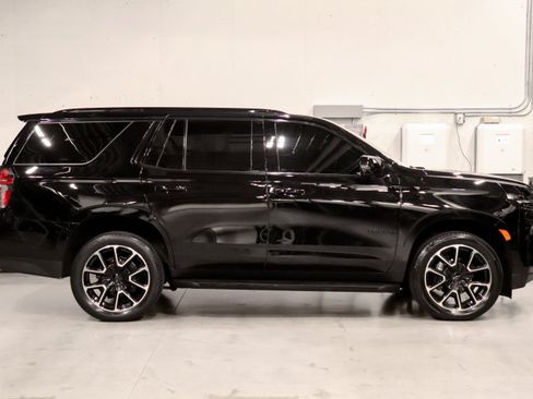 Used 2022 Chevrolet Tahoe RST w/ Sport Performance Package AWD/4WD image 6