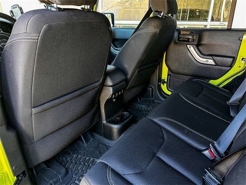 Used 2016 Jeep Wrangler Unlimited Sahara w/ Connectivity Group image 24