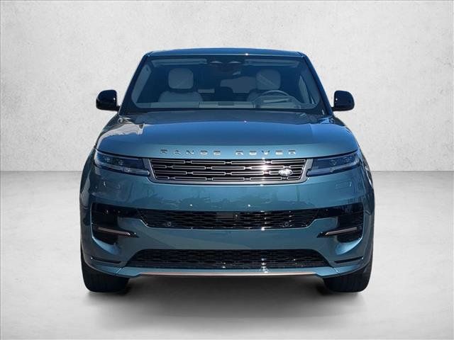 New 2027 Land Rover Range Rover Sport Dynamic SE AWD/4WD image 6