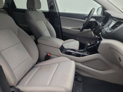 Used 2016 Hyundai Tucson SE w/ Option Group 02 image 21