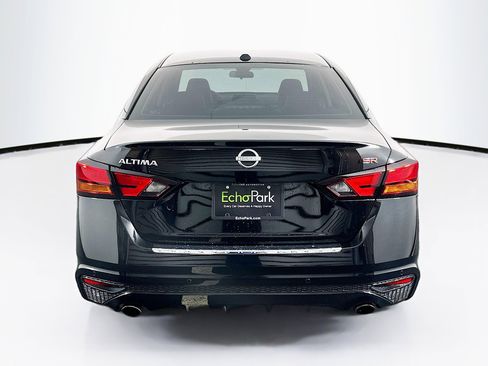 Used 2023 Nissan Altima 2.5 SR image 7