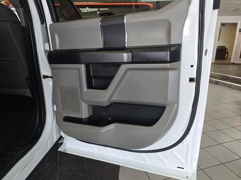 Used 2019 Ford F350 XLT w/ XLT Value Package image 15