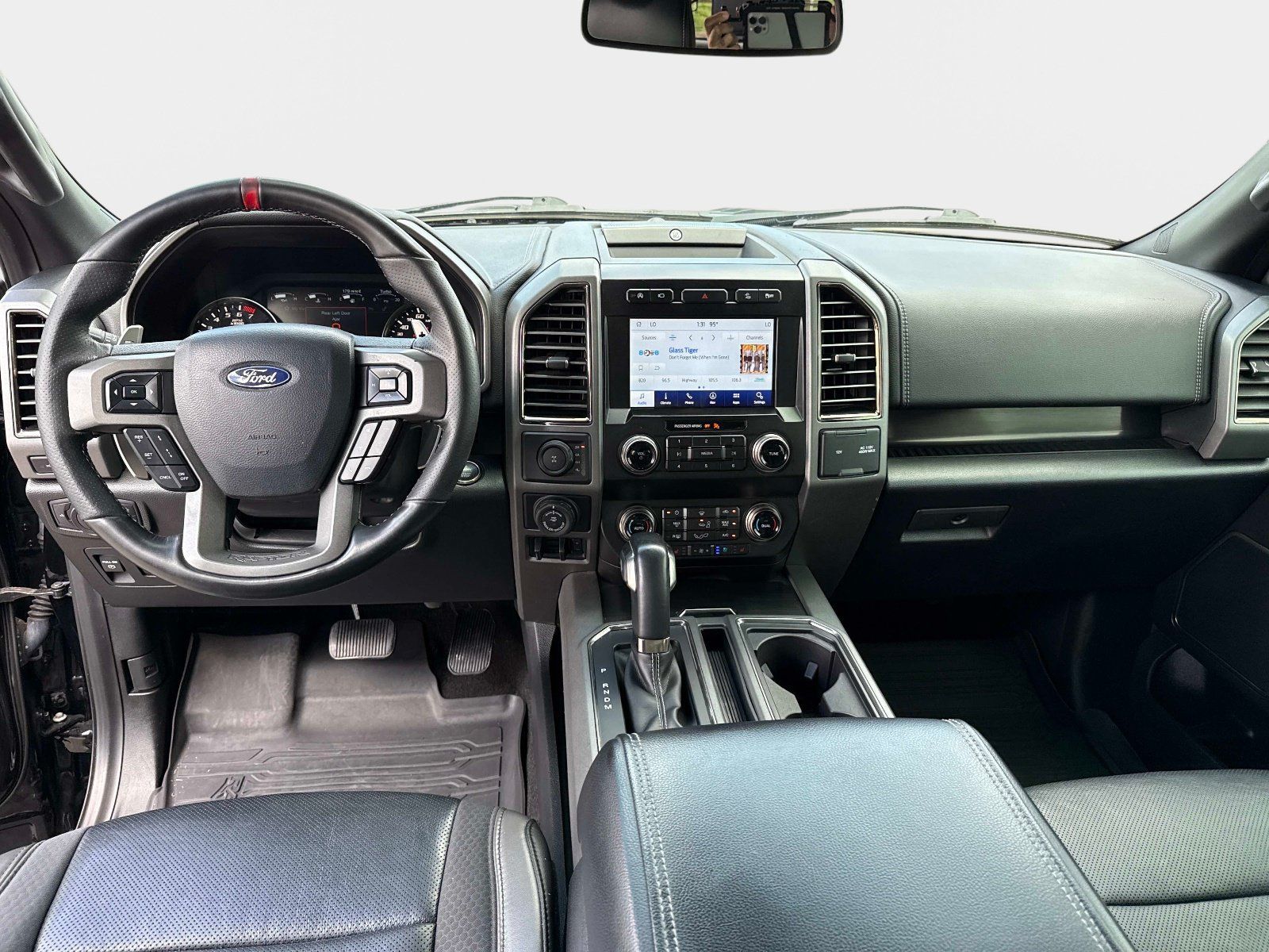 Used 2019 Ford F150 Raptor w/ Equipment Group 802A Luxury AWD/4WD image 17