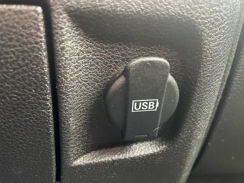 Used 2019 RAM 1500 Express w/ Express Value Package AWD/4WD image 14