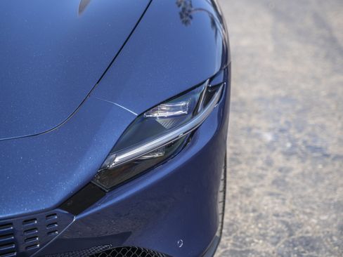 Certified 2025 Ferrari Roma Spider image 28