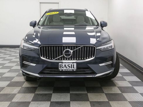 Used 2022 Volvo XC60 T8 Inscription w/ Advanced Package AWD/4WD image 3