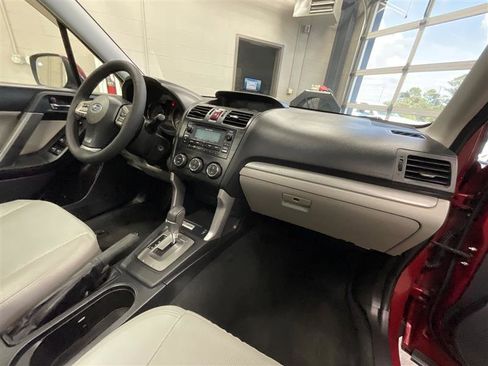 Used 2015 Subaru Forester 2.5i Limited image 26
