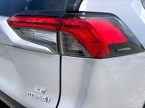 Used 2023 Toyota RAV4 SE w/ Convenience Package AWD/4WD image 30