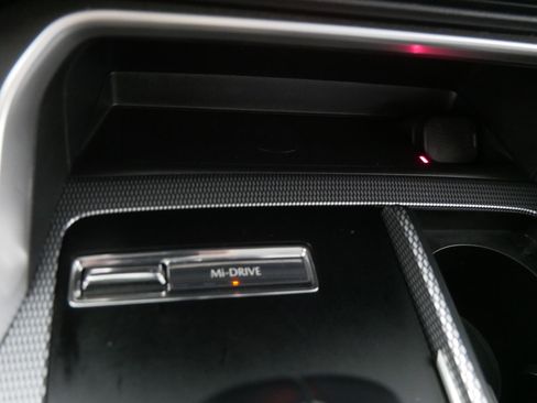 Certified 2025 MAZDA CX-70 3.3 Turbo w/ Preferred Package image 30