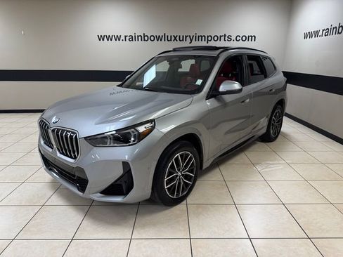 Used 2025 BMW X1 xDrive28i w/ M Sport Package AWD/4WD image 3