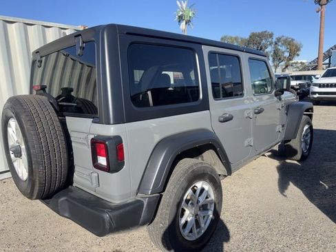 Used 2023 Jeep Wrangler Sport S image 5