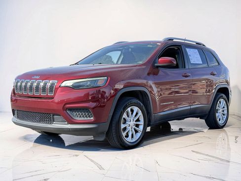 Used 2020 Jeep Cherokee Latitude image 4