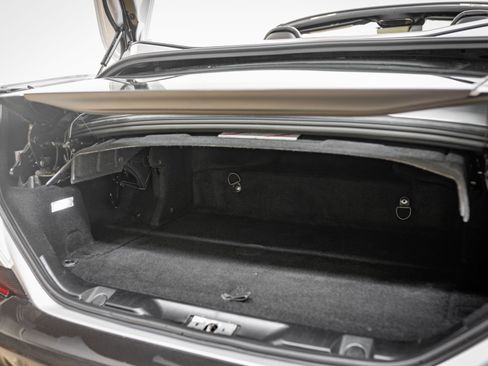 Certified 2023 Ferrari Portofino M image 25