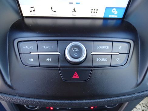 Used 2019 Ford Escape SE image 26