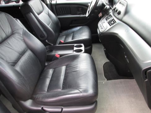 Used 2005 Honda Odyssey Touring image 16