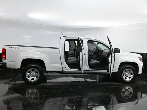 Used 2022 Chevrolet Colorado W/T w/ WT Convenience Package image 40