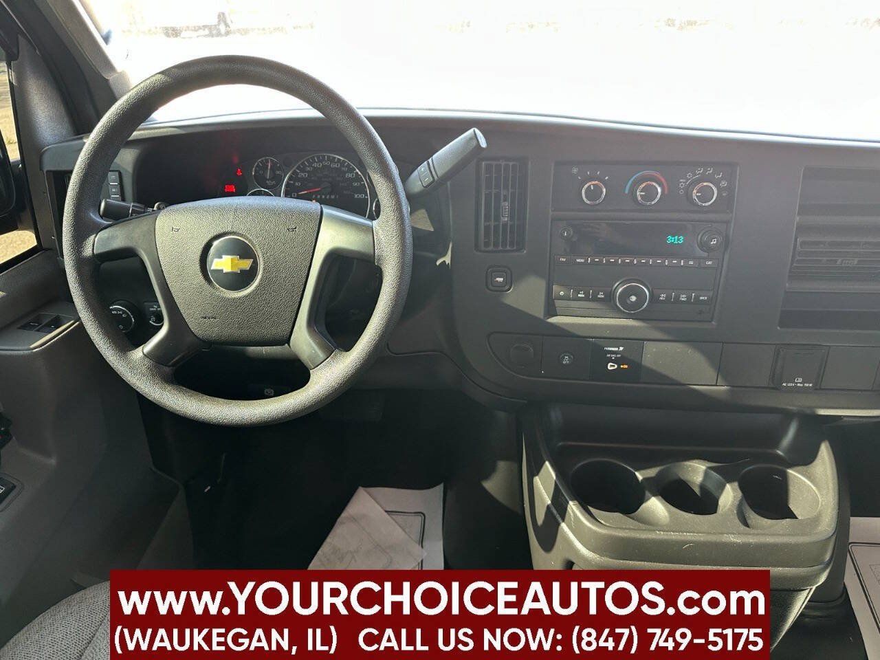 Used 2016 Chevrolet Express 2500 RWD image 14