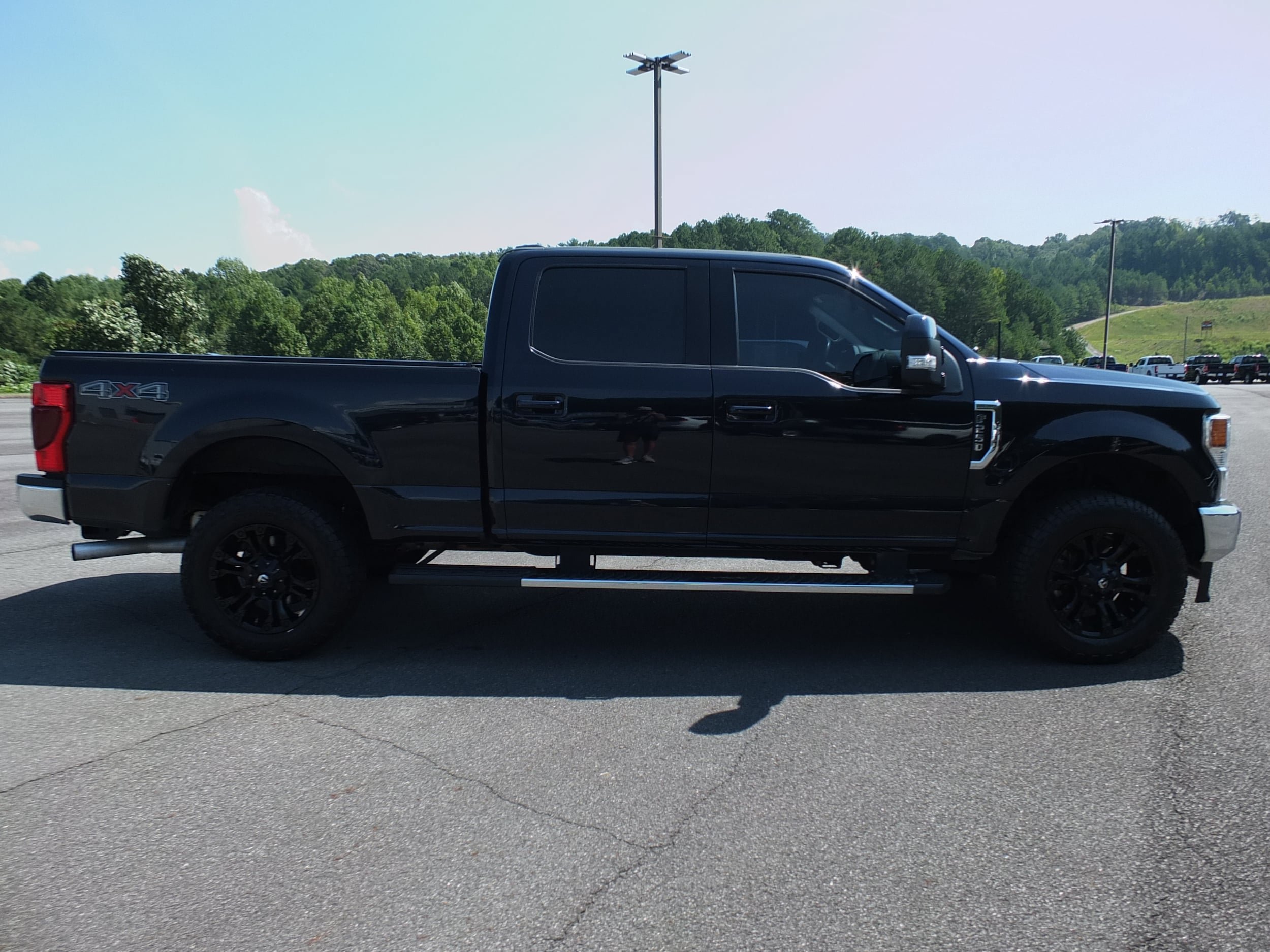 Used 2021 Ford F250 Lariat w/ Lariat Value Package AWD/4WD image 2