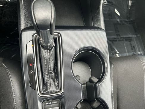 Used 2023 Honda Civic Sport image 19