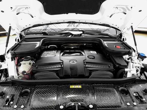 Used 2026 Mercedes-Benz Maybach GLS 600 4MATIC image 56