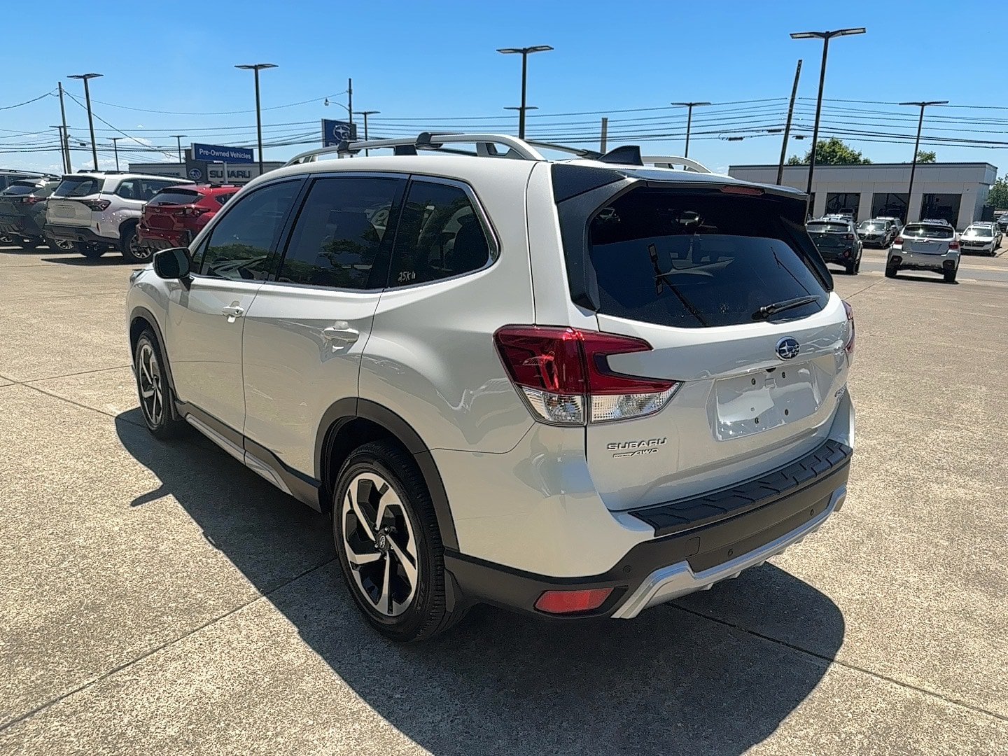 Used 2024 Subaru Forester Touring w/ Convenience Package AWD/4WD image 6