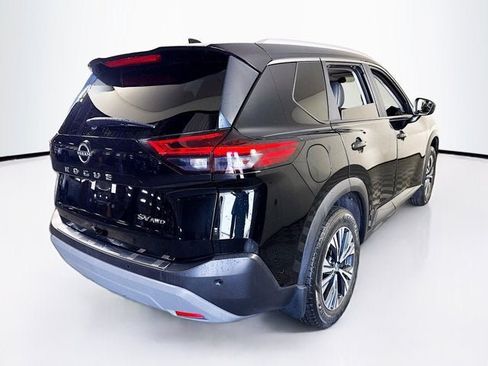 Certified 2023 Nissan Rogue SV w/ SV Premium B Package AWD/4WD image 5