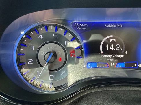 Used 2020 Chrysler 300 S w/ Safetytec Plus Group RWD image 15