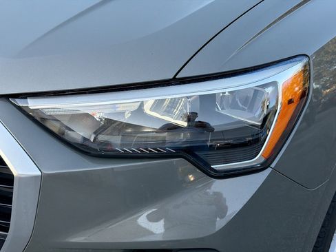 Used 2021 Audi Q3 2.0T Premium w/ Convenience Package image 9