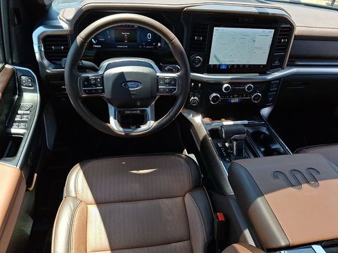 Used 2025 Ford F150 King Ranch AWD/4WD image 11