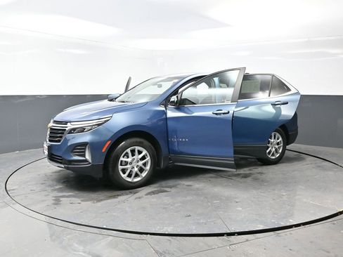 Used 2024 Chevrolet Equinox LT image 60