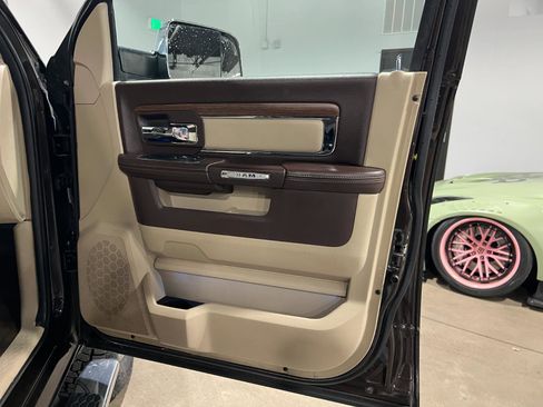 Used 2017 RAM 2500 Laramie image 37