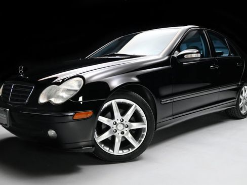 Used 2003 Mercedes-Benz C 230 Sedan image 1
