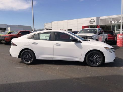 New 2026 Nissan Sentra SV w/ SV Convenience Package FWD image 14